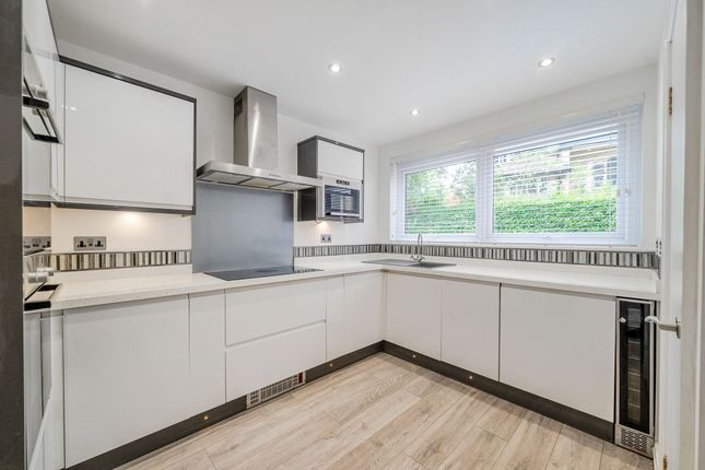 Spring Grove, Harrogate, HG1 3 bed apartment for sale