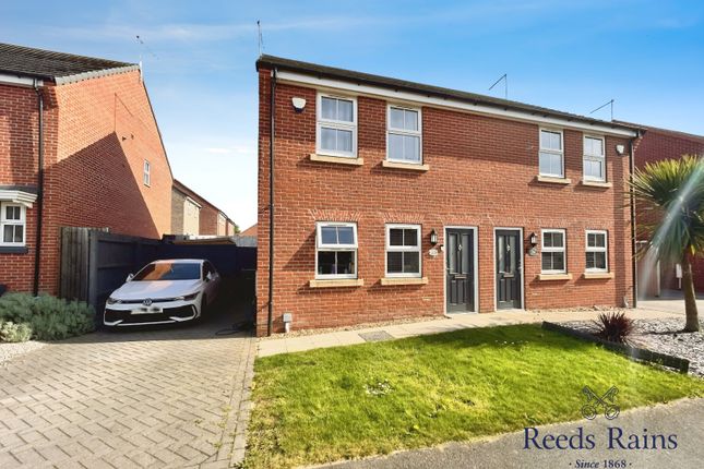 3 bedroom semi-detached house for sale