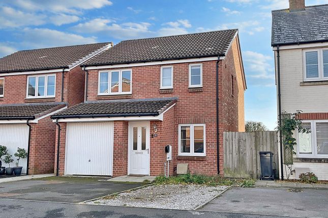 3 bed detached house