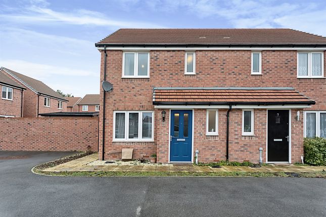 3 bed semi-detached house