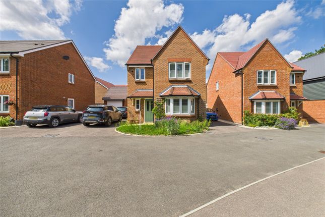 3 bed detached house