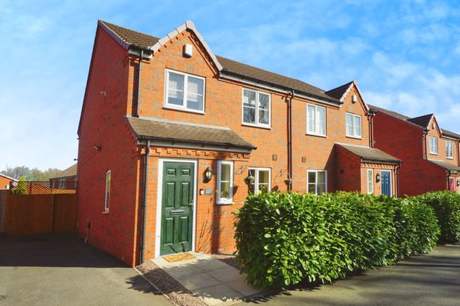 3 bedroom semi-detached house for sale