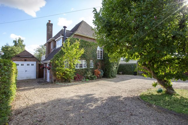 Cressex Road, High Wycombe HP12 3 bed detached house for sale