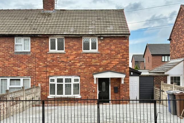 2 bedroom semi-detached house for sale