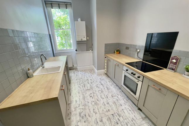 Mannamead Road, Plymouth PL3 2 bed maisonette for sale