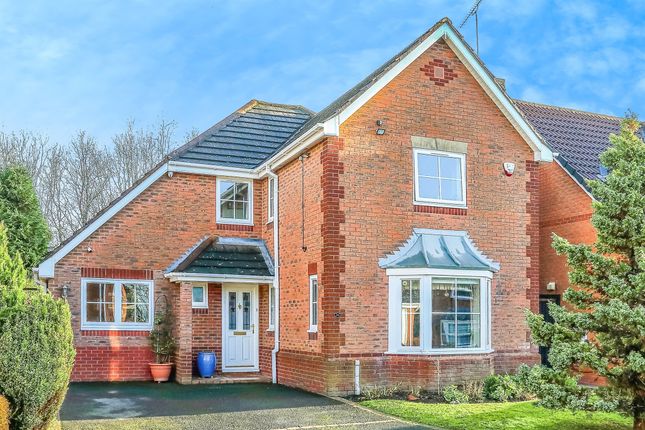 4 bed detached house
