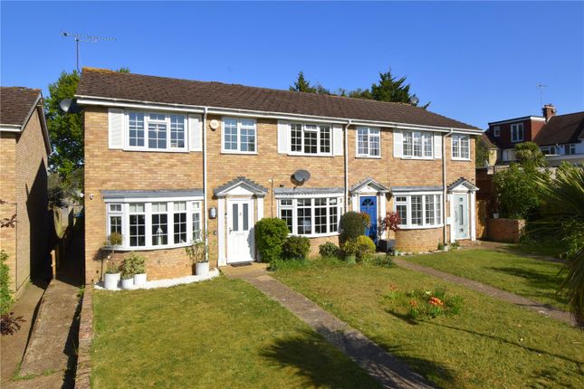 3 bed end terrace house