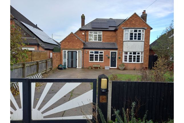 3 bedroom detached house for sale
