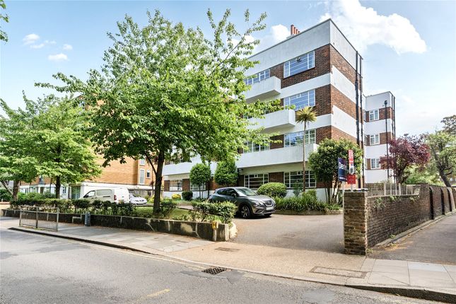 Claremont Road, Surbiton KT6 2 bed flat for sale