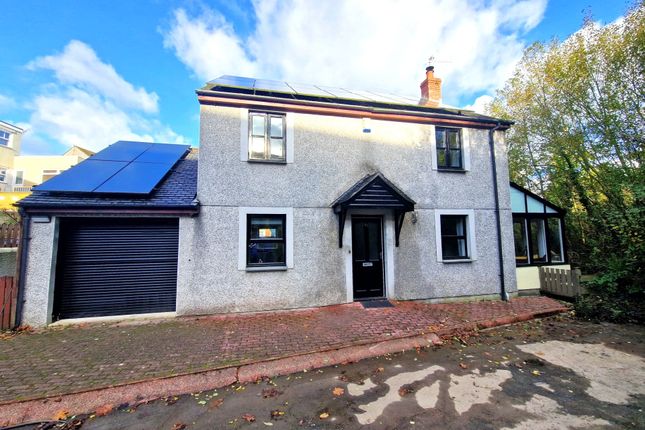 3 bed detached house