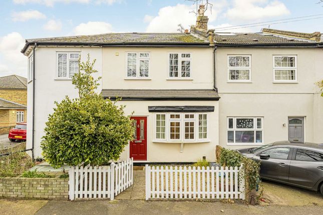 Lion Road, Twickenham TW1 3 bed terraced house for sale