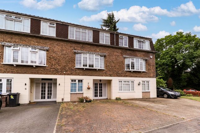 3 bed terraced house