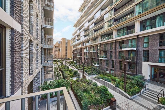 Saffron Wharf, E1W 2 bed flat for sale