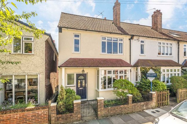 Hartington Road, Twickenham TW1 3 bed house for sale