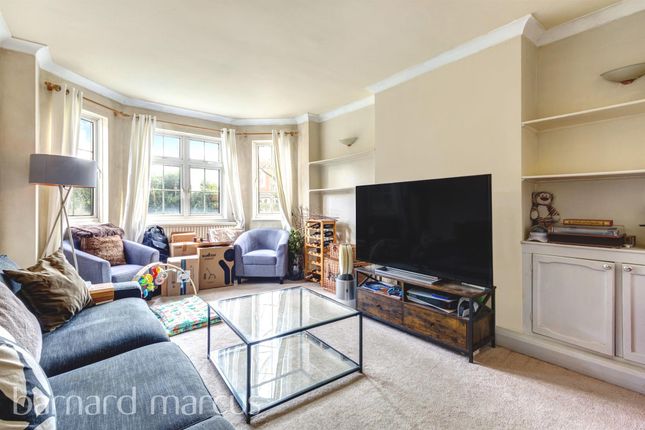 2 bedroom ground floor flat for sale
