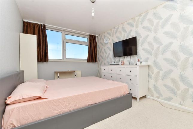2 bed flat