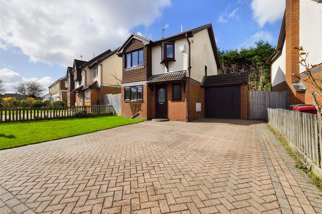 3 bed detached house