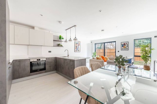 Primrose Mews, Sudbury HA0 3 bed house for sale
