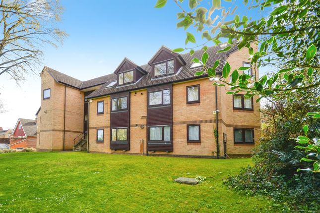 2 bed flat