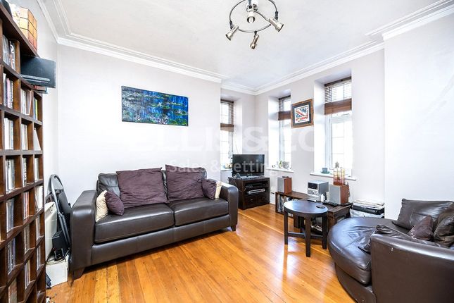 West Heath Court, Golders Green, NW11 1 bed apartment for sale