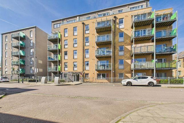 2 bed flat