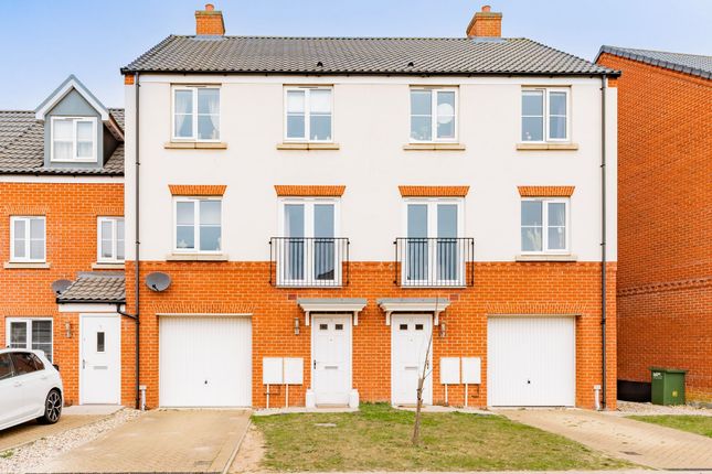 Roper Way, North Walsham 4 bed terraced house for sale