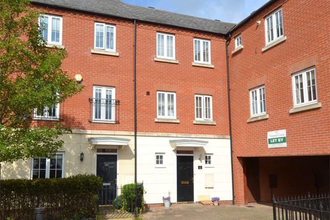 2 bedroom town house for sale