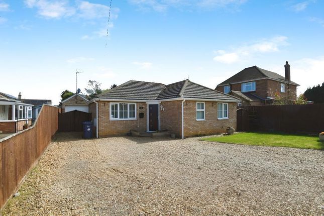 2 bedroom detached bungalow for sale