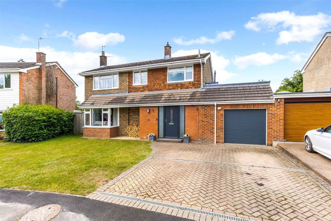 St Michaels Close, North Waltham, RG25 4 bed detached house for sale