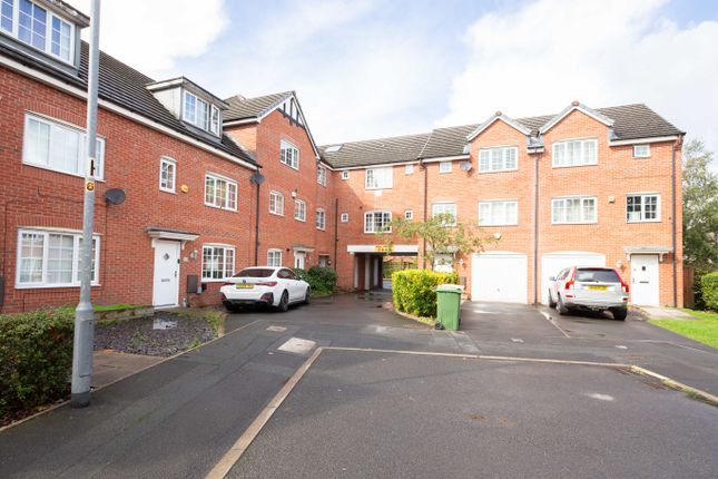 Reed Close, Farnworth BL4 2 bed flat for sale
