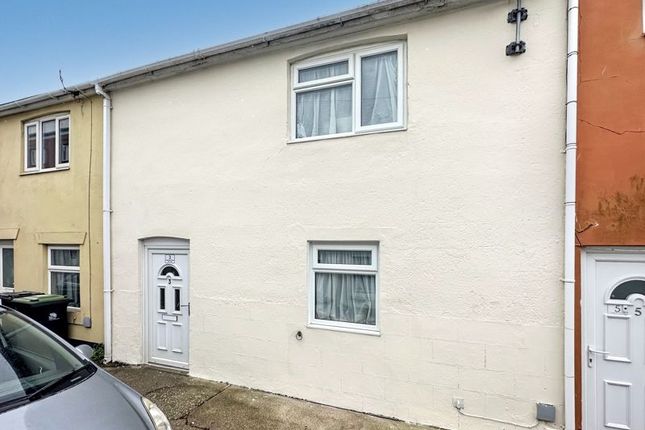 ALEXANDRA ROAD, LODMOOR HILL... 2 bed cottage for sale