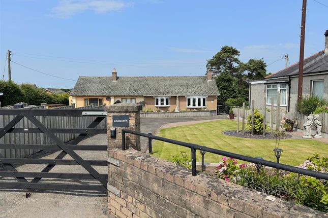 3 bedroom semi-detached bungalow for sale
