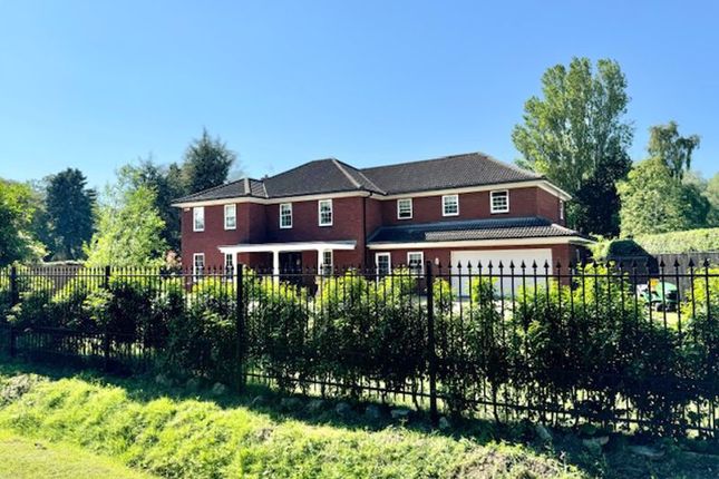 MAIN ROAD, BARNOLDY LE BECK 5 bed detached house for sale