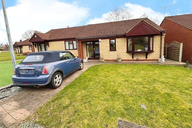 Meadowlake Close, Lincolnshire LN6 2 bed bungalow for sale