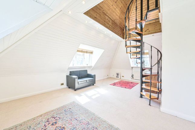 Bishops Court, East Finchley, London, N2 1 bed flat for sale