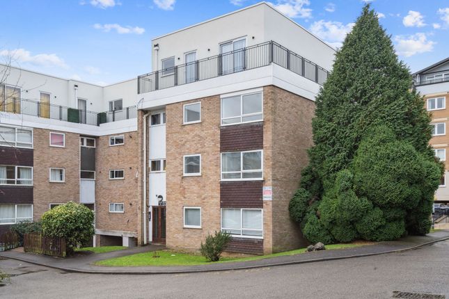 Solomons Hill, Rickmansworth WD3 2 bed apartment for sale