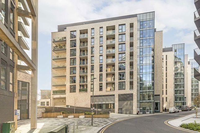 Osiers Road, London SW18 2 bed flat for sale