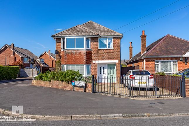 Kingswell Road, Ensbury Park, BH10 3 bed apartment for sale