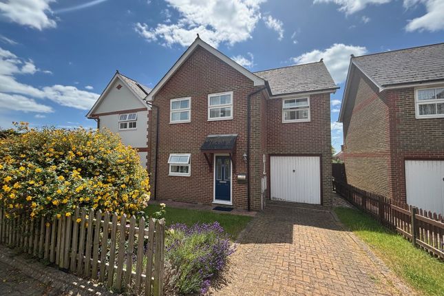 4 bed detached house