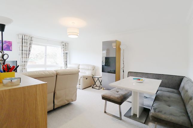 Widmore Road, Bromley 2 bed flat for sale
