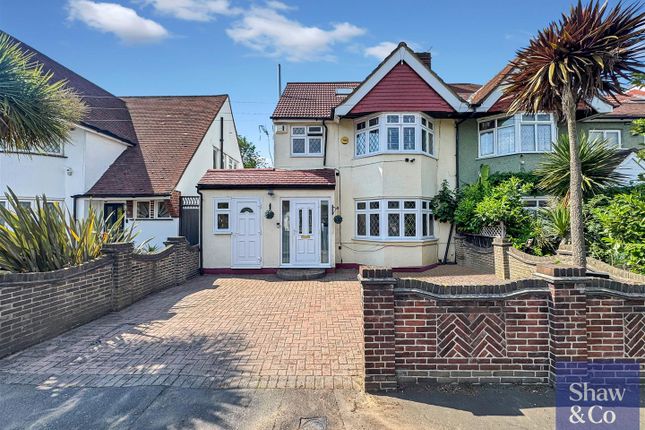 Argyle Avenue, Hounslow TW3 5 bed semi