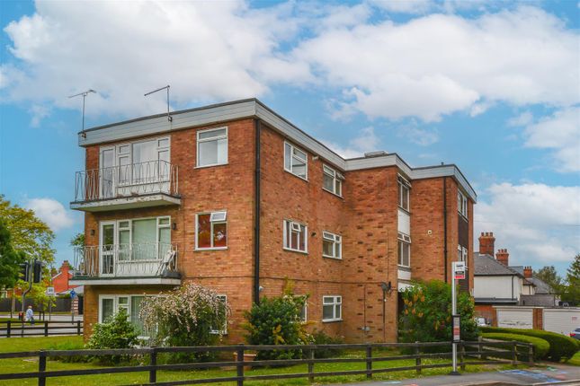 Doddinghurst Road, Brentwood 2 bed apartment for sale