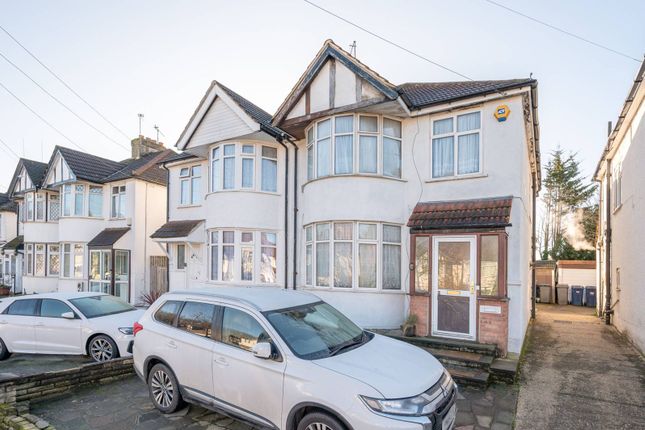Colindeep Lane, Colindale, London, NW9 3 bed semi