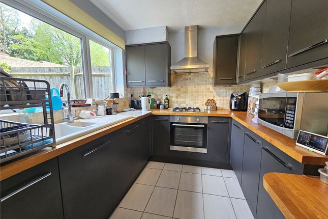 3 bed end terrace house