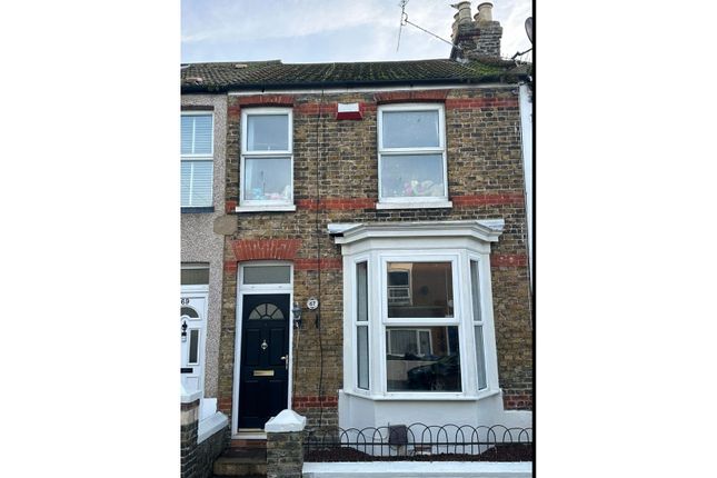 5 bedroom terraced house for sale