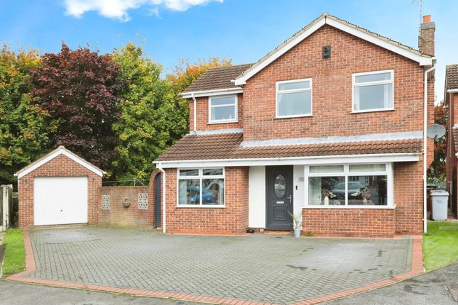 3 bed detached house