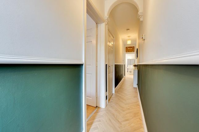 3 bed end terrace house