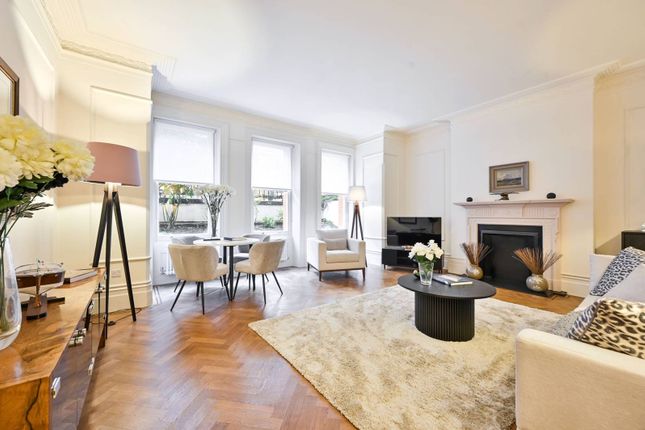 Earls Court Square, Earls Court... 3 bed flat for sale