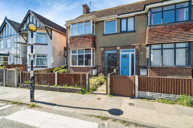 3 bed end terrace house