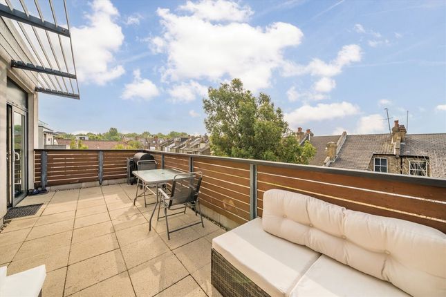 Drayton Park, London N5 1 bed flat for sale